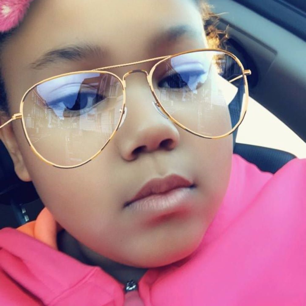 Meet your Posher, Madison